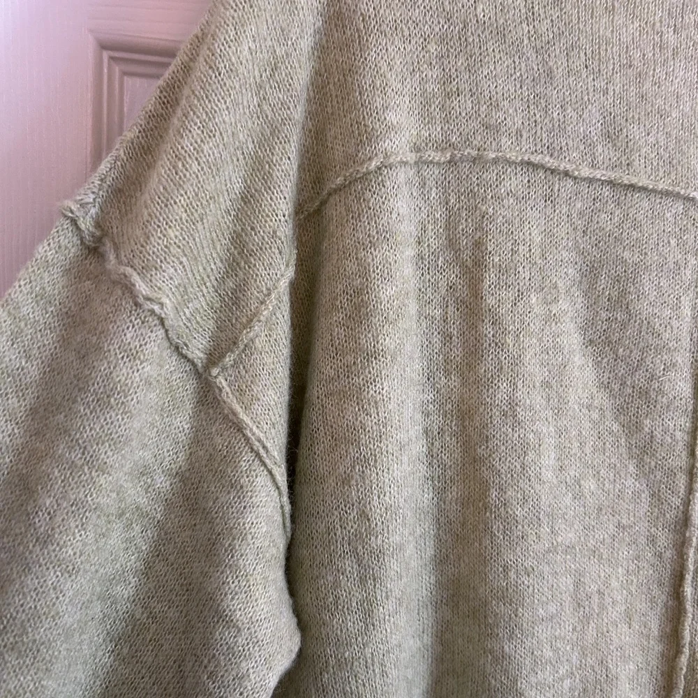 American Eagle Lightweight Sweater, Medium - Picture 5 of 5